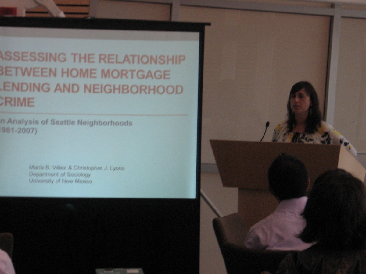 María Vélez during her presentation.
