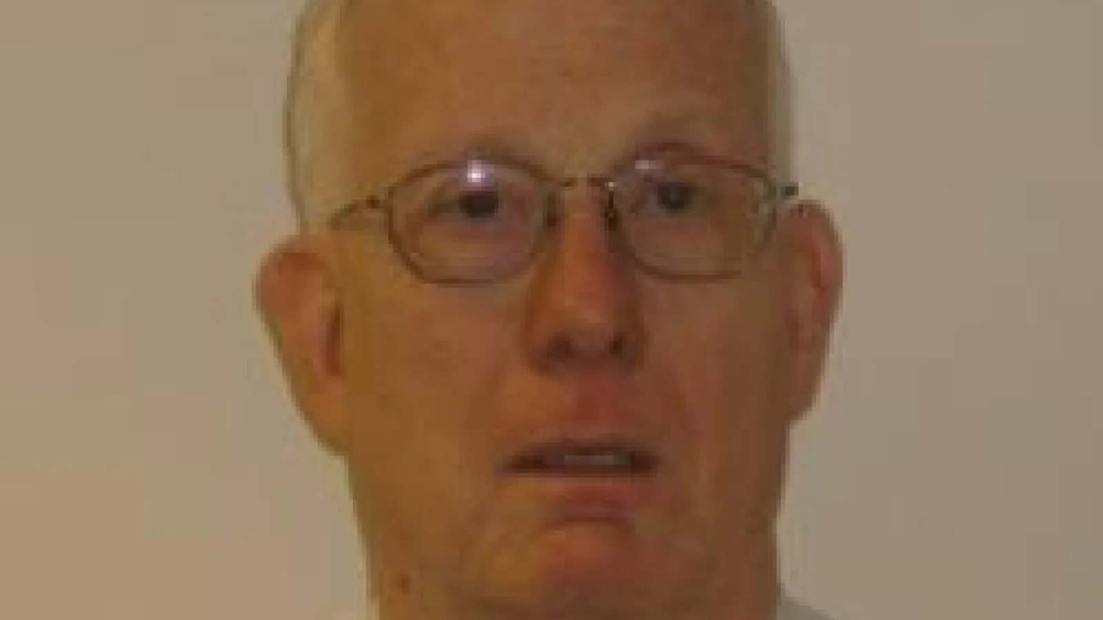 Dr David Jacobs
